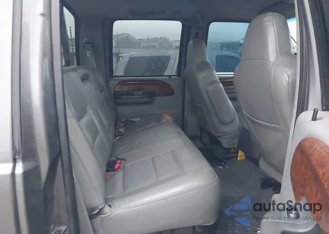 2003 Ford F-250 Lariat/Xl/Xlt из США, поврежденный, VIN 1FTNW21F33EA06000